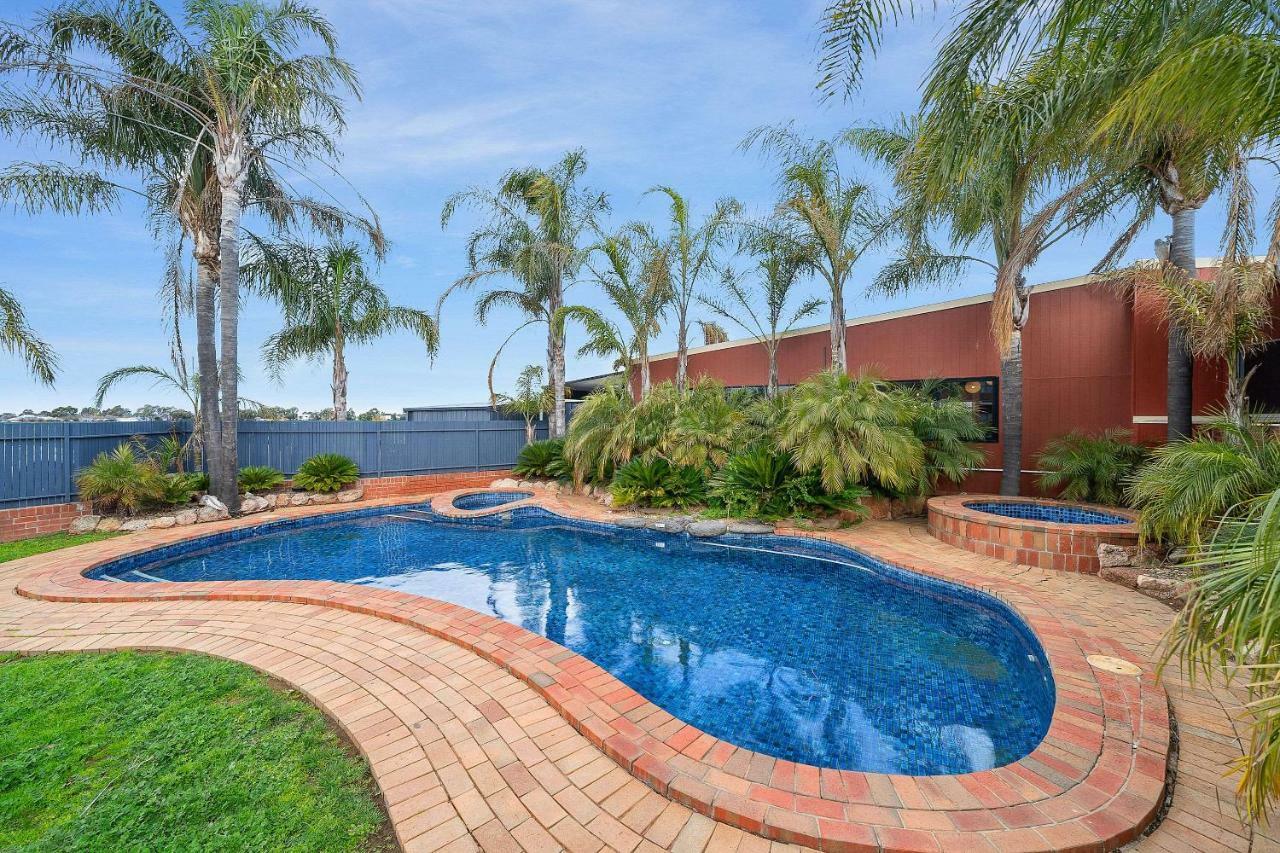 Peppermill Inn Motel Shepparton Zewnętrze zdjęcie